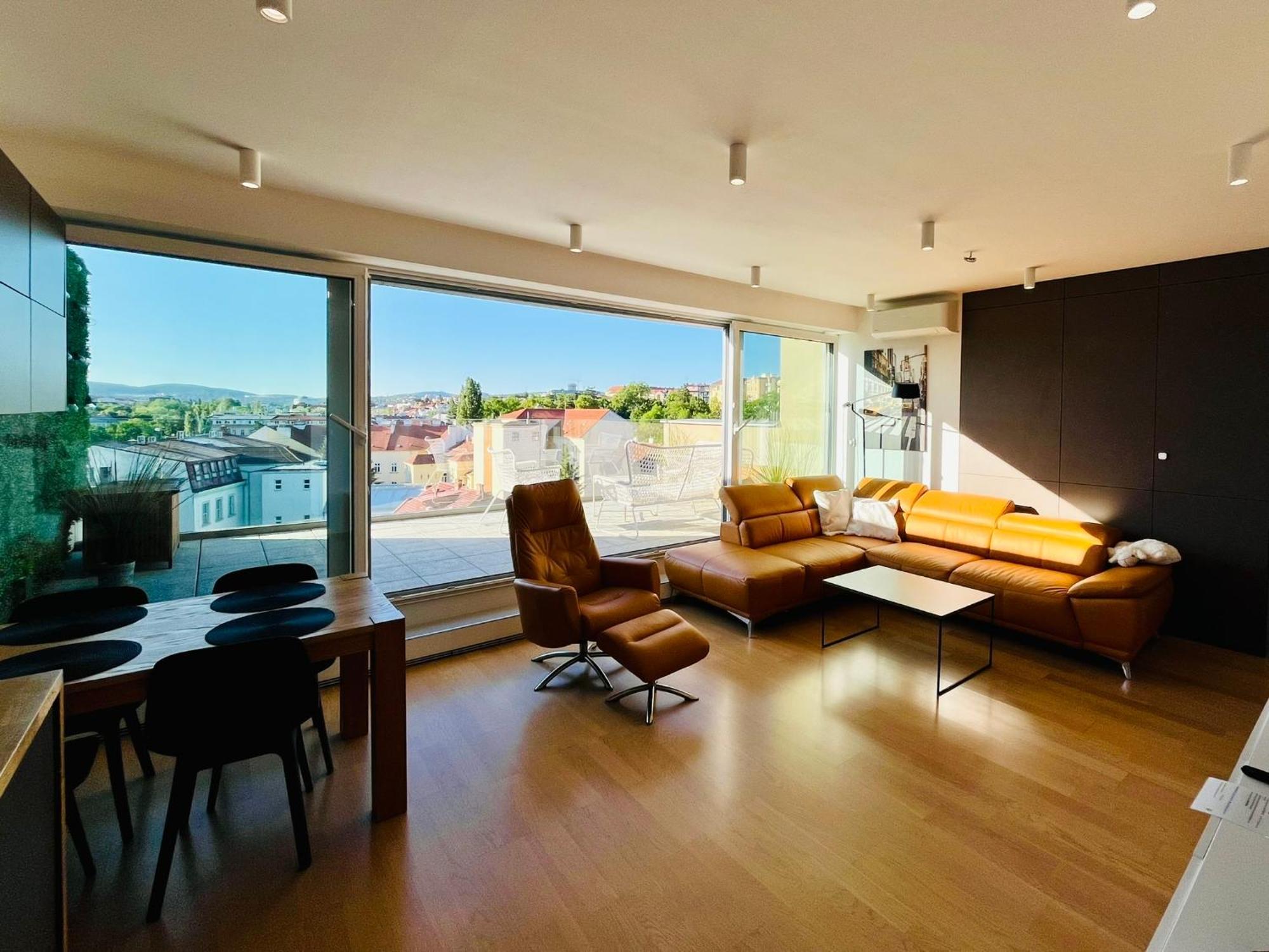 Brno City Center Apartment With Parking And A Big Terrace Exteriör bild