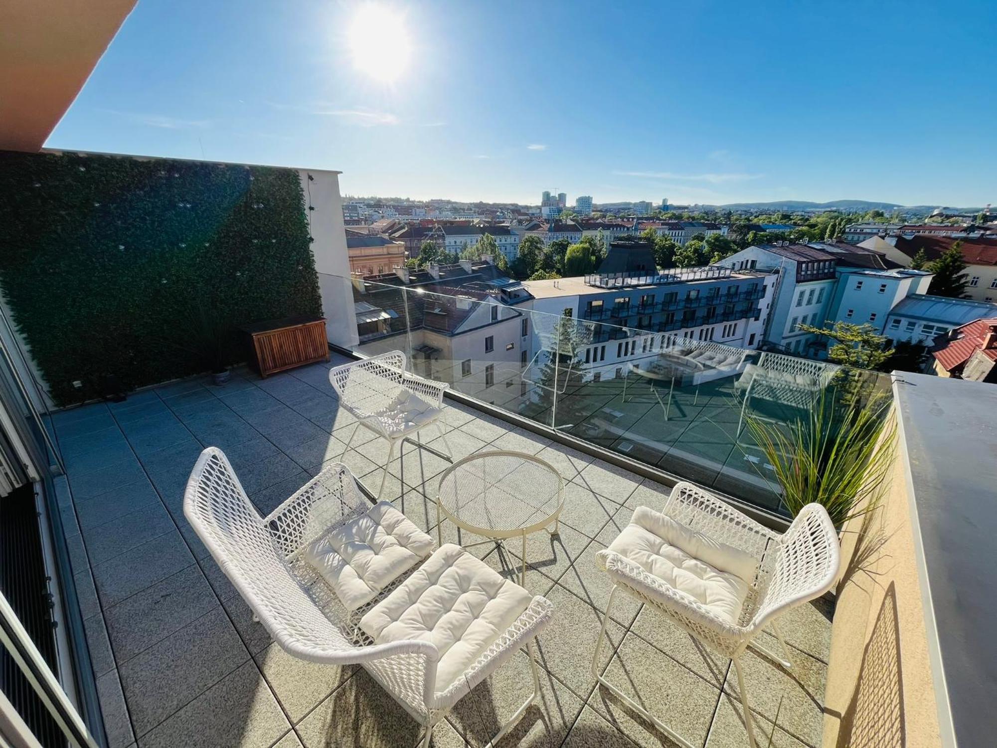 Brno City Center Apartment With Parking And A Big Terrace Exteriör bild